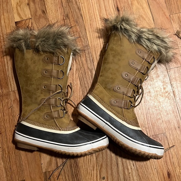 JBU waterproof women’s size 10 winter/rain boots - Picture 1 of 3